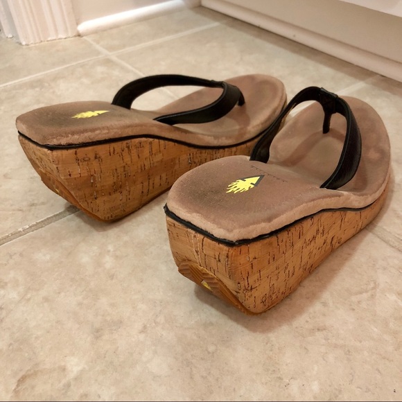 Volatile sandals - Picture 2 of 5